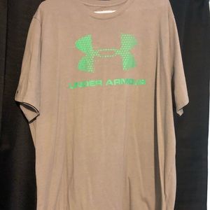 Under Armour Shirt 2XL